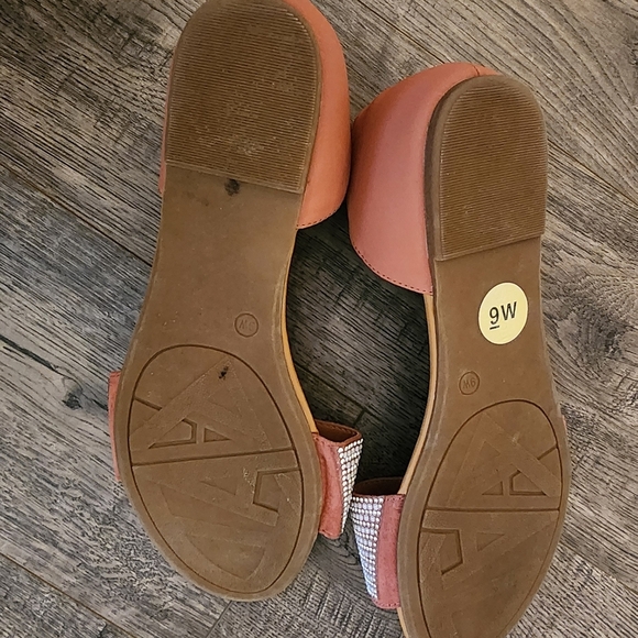 Andiamo Women's Flats Size 9W New Without Tag - Picture 3 of 4